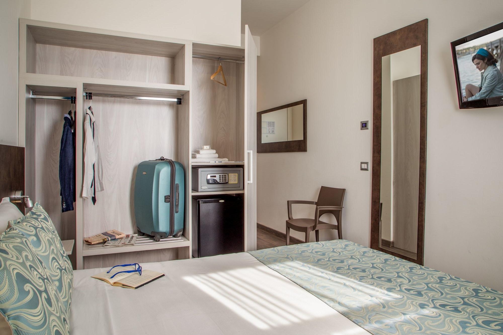 Phi Hotel Milano Baranzate Esterno foto