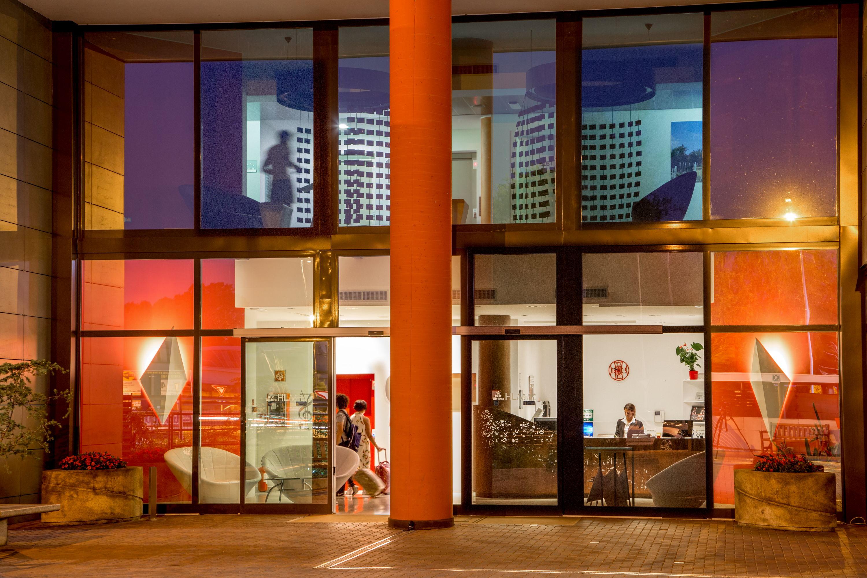 Phi Hotel Milano Baranzate Esterno foto
